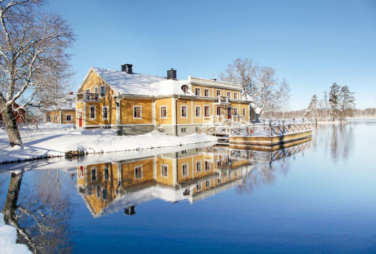 Dufweholms Herrgard Катринехольм Экстерьер фото